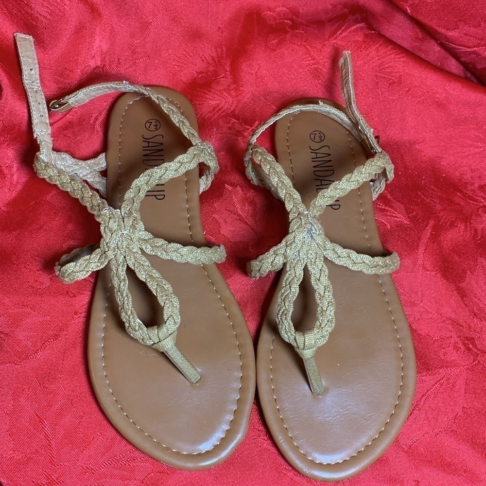 Summer Sandals Two pairs fit like women’s size 8 white slip on, beige buckle up - Picture 7 of 10